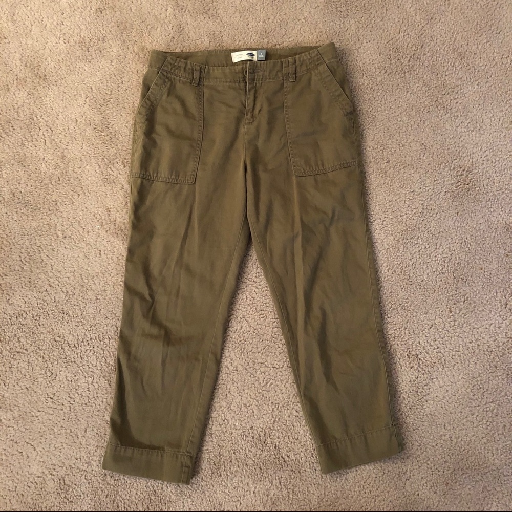 Women’s oldnavy green cargo straight pants size 2